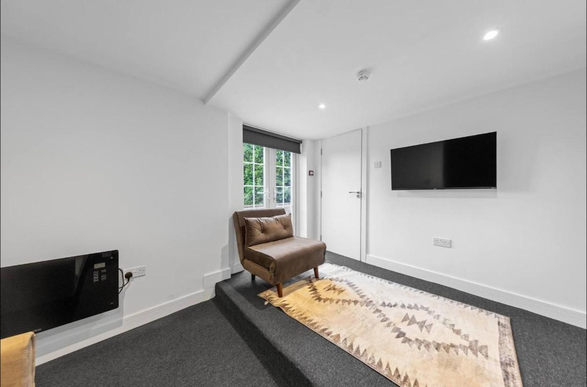 Apartment With En-suite And Hot-tub *